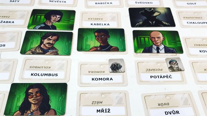 Předplatitelé Netflixu si budou moci na streamovací platformě zahrát společenskou hru Krycí jména od českého studia Czech Games Edition (CGE), ponese název Codenames Party. Předplatitelé Netflixu si budou moci na streamovací platformě zahrát společenskou hru Krycí jména od českého studia Czech Games Edition (CGE), ponese název Codenames Party.