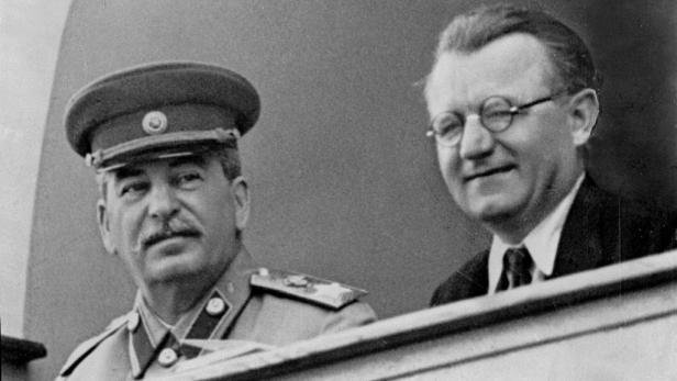 Stalin s Gottwaldem. Ti dva se spolu sešli po únoru 1948 jen dvakrát.