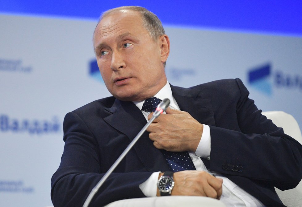 Vladimír Putin označil masakr na Krymu za „výsledek globalizace“.