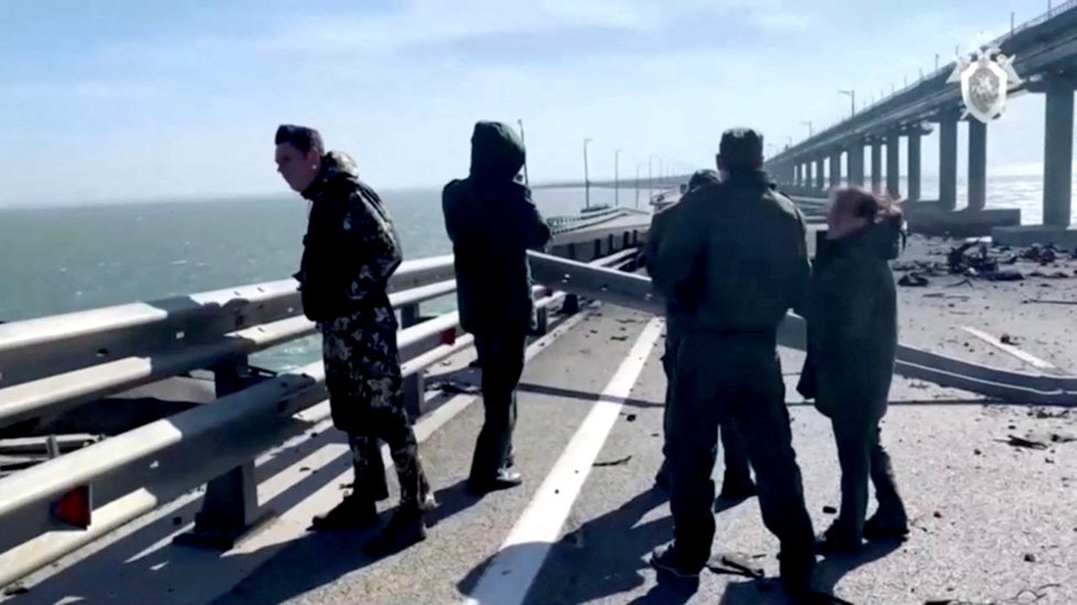 Vyšetřování výbuchu na Kerčském mostě.