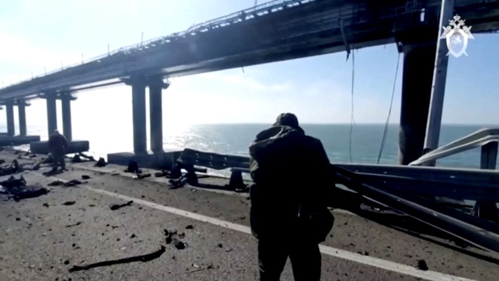 Vyšetřování výbuchu na Kerčském mostě.