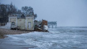 Na okupovaném Krymu udeřila bouře (27.11.2023).