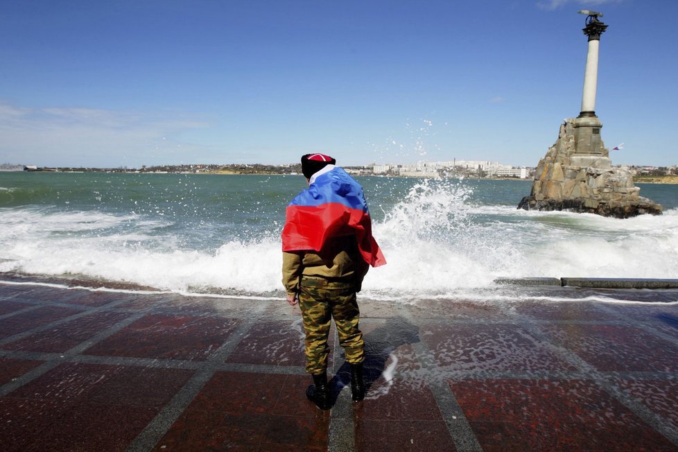 Sevastopol by měl být opět ruský. Krym si odhlasoval v referendu příklon k Putinovi a nikolik k Západu