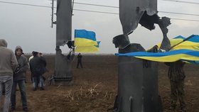 Krym se ocitl bez proudu už minulý měsíc, kdy krymští Tataři poškodili na jihu Ukrajiny dva sloupy dálkového vedení.