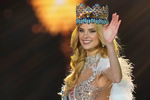 Češka Krystyna Pyszková  vyhrála Miss World.