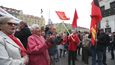 Na prvomájovou akci KSČM dorazili jak komunisté, tak i jejich odpůrci (1.5.2019)
