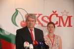 Vojtěch Filip a nová poslankyně Pěnčíková na sjezdu KSČM v Nymburku (21.4.2018)