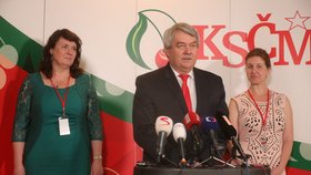 Sjezd KSČM v Nymburku: Šéfem strany zůstal Vojtěch Filip (21. 4. 2018).