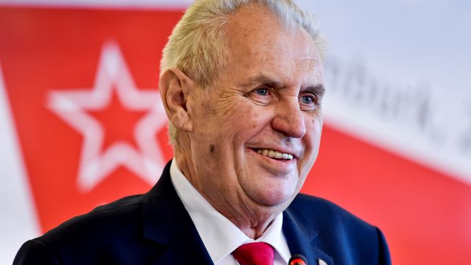 Miloš Zeman na sjezdu KSČM v Nymburku (21. 4. 2018)