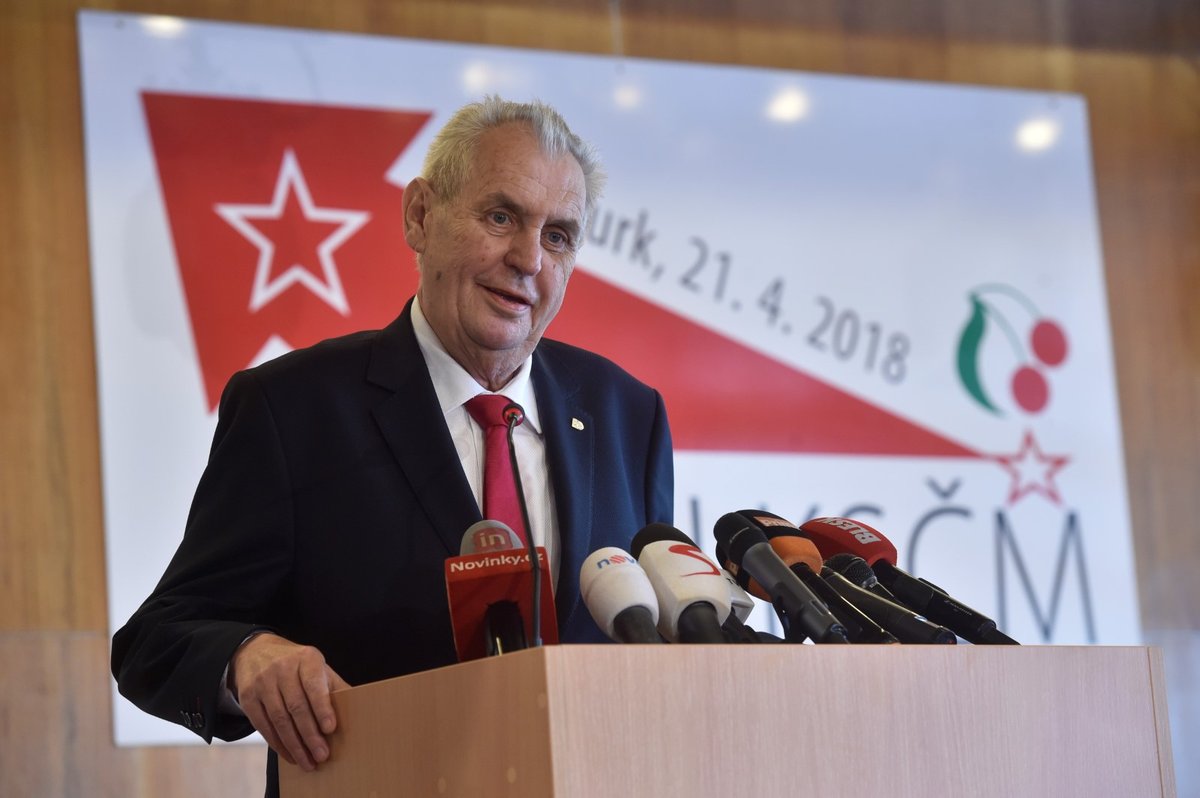 Miloš Zeman na sjezdu KSČM v Nymburku (21. 4. 2018)