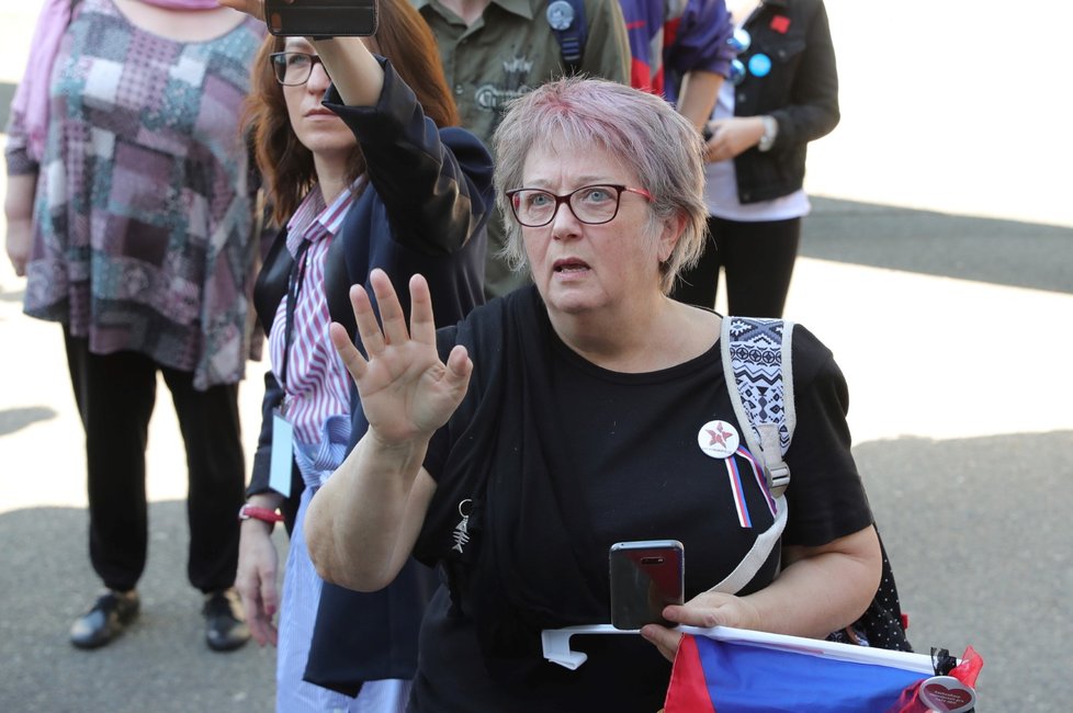 Protest proti sjezdu KSČM a prezidentu Zemanovi v Nymburku (21. 4. 2018)