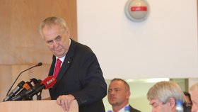 Miloš Zeman na sjezdu KSČM v Nymburku (21.4.2018)