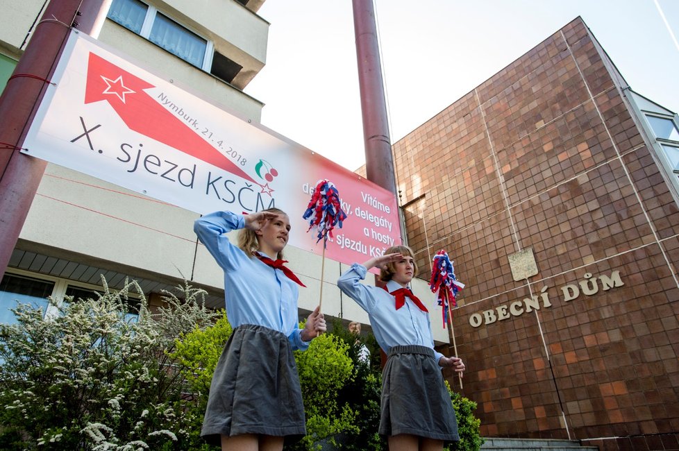 Protest proti sjezdu KSČM a prezidentovi Zemanovi v Nymburku (21.4.2018)