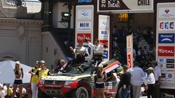 Rally Dakar 2010 (shrnutí) – průjezd bránou vítězů v Buenos Aires symbolickou tečkou za letošním závodem (+ fotogalerie)