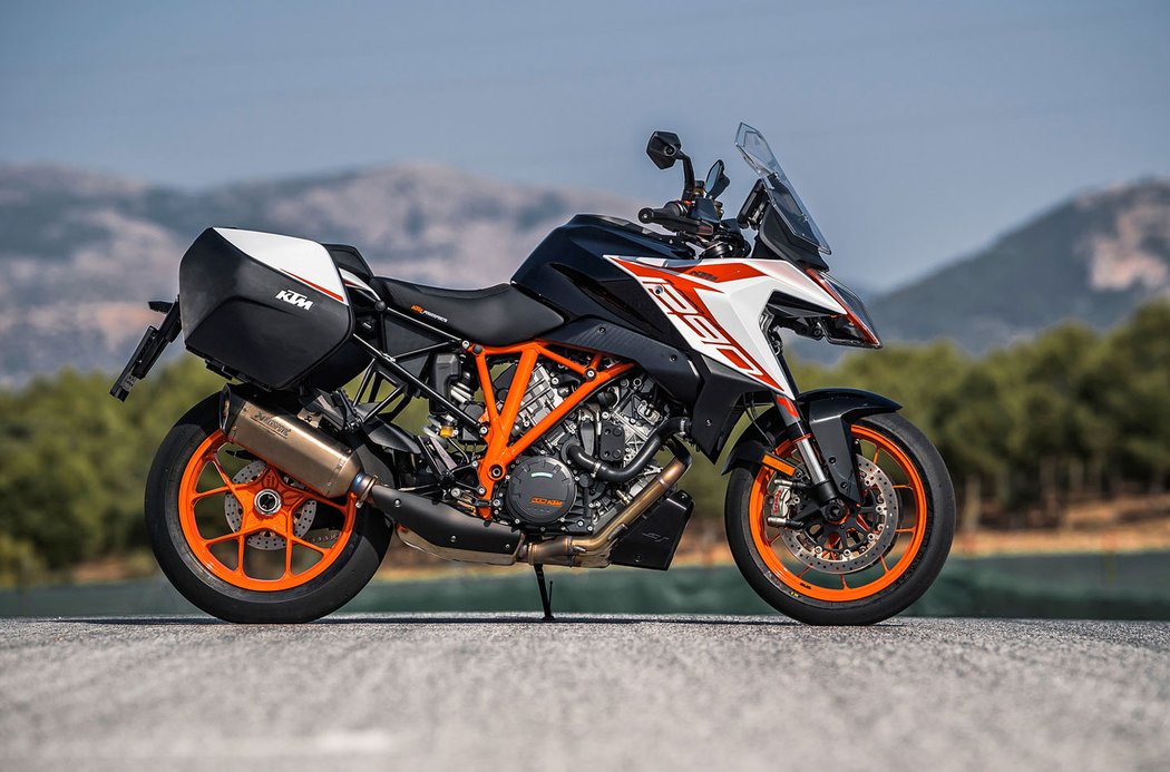 KTM 1290 Super Duke GT