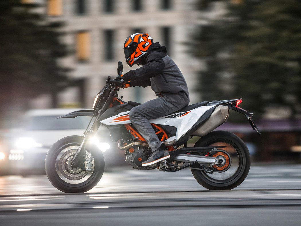 KTM 690 SMC R