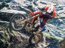 KTM uvádí endura s dvoutakty vybavenými vstřikováním paliva