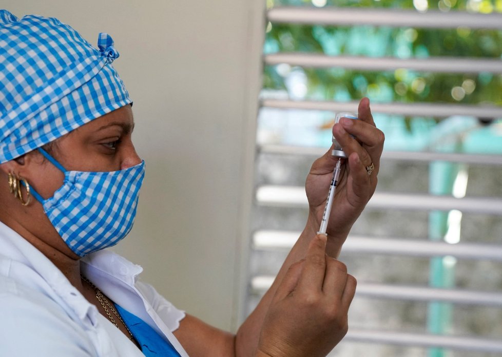 Očkování proti covidu na Kubě