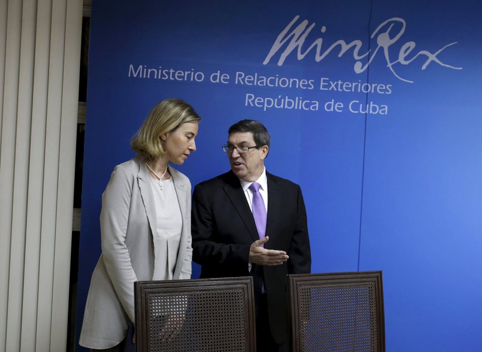Kubánský ministr zahraničí Bruno Rodríguez a vysoká představitelka EU pro zahraniční věci Federica Mogheriniová