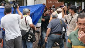 Svědectví Tomáše Zdechovského z Kuby: "Jeden z nejbrutálnějších policistů. Disidenta obklopeného prapory neustále mlátil a páčil mu ruku."