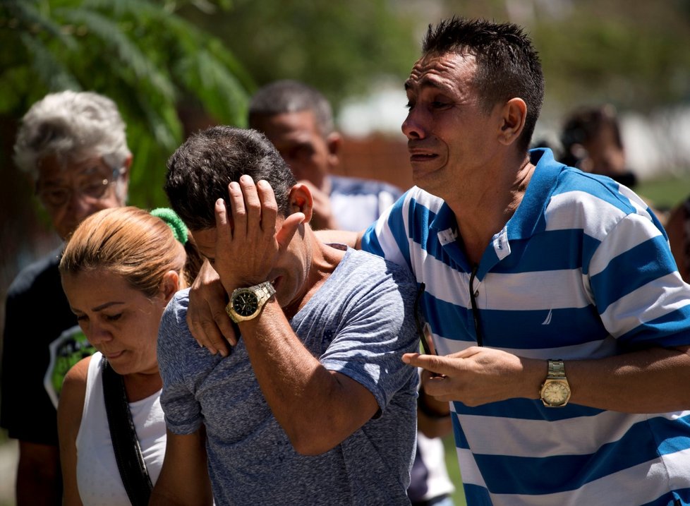 Pozůstalí po obětech pádu Boeingu na Kubě