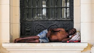 Drsná realita Kuby. Fotky z ostrova, kde dochází proud, potraviny i léky Drsná realita Kuby. Fotky z ostrova, kde dochází proud, potraviny i léky