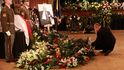 Na smuteční rozloučení s předsedou Senátu Jaroslavem Kuberou do Teplic dorazil i předseda vlády Andrej Babiš Na smuteční rozloučení s předsedou Senátu Jaroslavem Kuberou do Teplic dorazil i předseda vlády Andrej Babiš