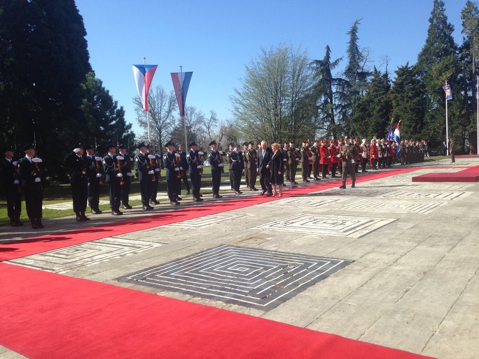 Prezident Miloš Zeman s prezidentkou Kolindou Grabar-Kitarović v Chorvatsku