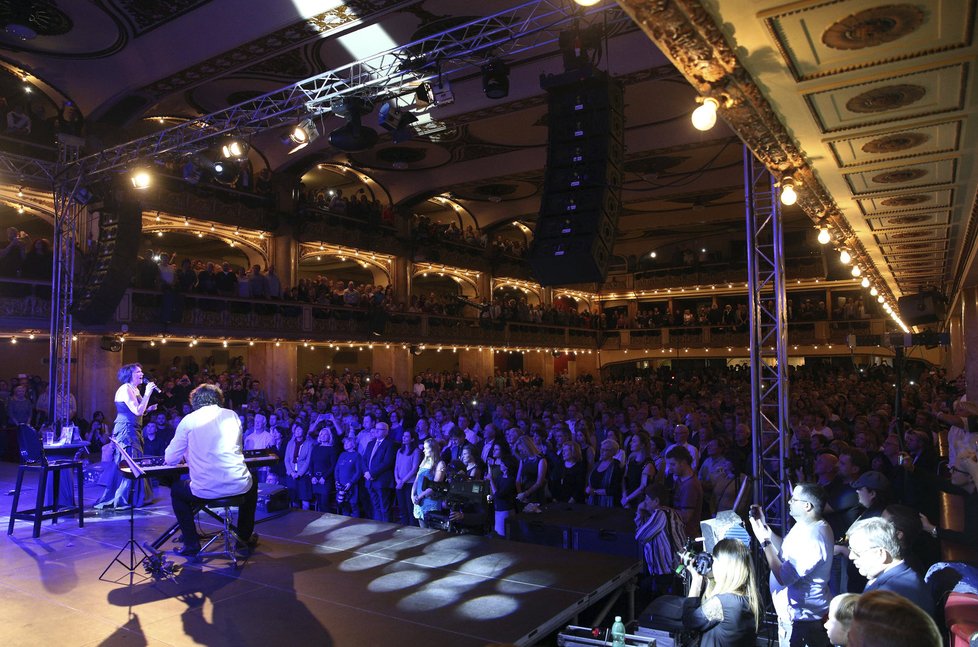 Marta Kubišová měla koncert v Lucerně.