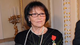 Zpěvačka Marta Kubišová dostala nejvyšší francouzské vyznamenání, Řád čestné legie