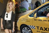 Nejkrásnější žena světa Kuchařová: Taxikáří v Krumlově!