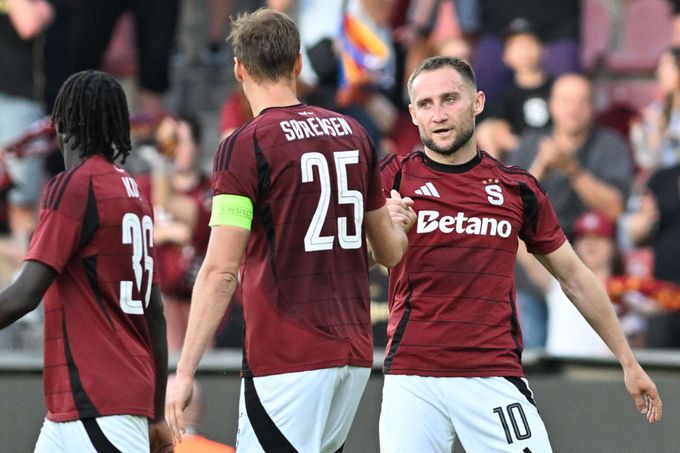 ONLINE: Sparta - Jablonec 1:0. Kuchta trestá Sobolovo vyloučení ještě do přestávky ONLINE: Sparta - Jablonec 1:0. Kuchta trestá Sobolovo vyloučení ještě do přestávky