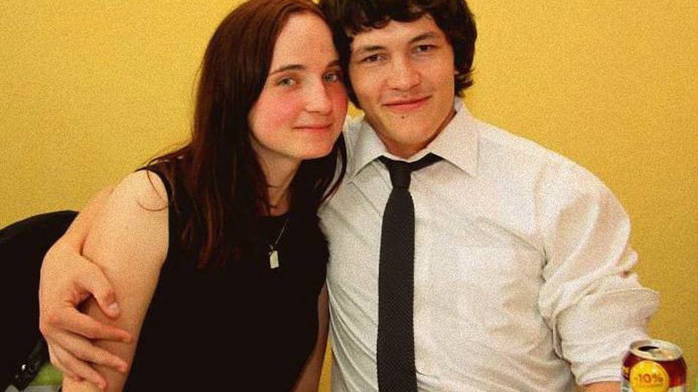 Zavražděný Ján Kuciak (+27) se svou přítelkyní Martinou (+27), která byla zastřelena s ním.
