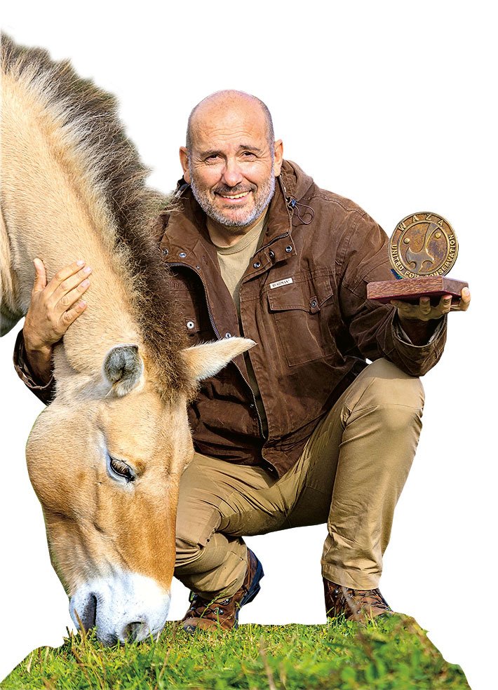 Miroslav Bobek s koněm Převalského