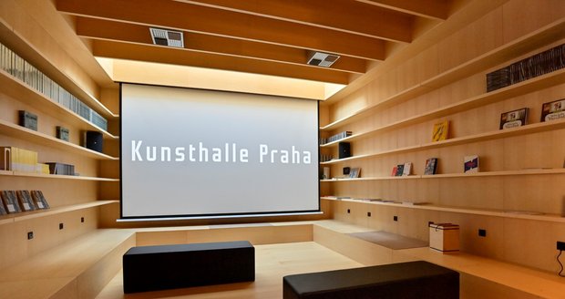 V bývalé trafostanici je nyní fungl nová galerie Kunsthalle Praha