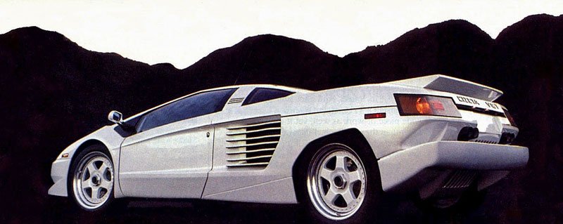 Prototyp ze Ženevy 1988 se stal údajně prvním šestnáctiválcovým supersportem světa. Design byl dílem slavného Marcella Gandiniho, jen záď vytvořil zakladatel firmy Claudio Zampolli.