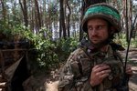 Ukrajinští dělostřelci u Kupjansku