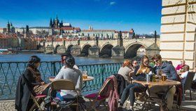 Ranní mrazíky vystřídá letní den. V pondělí odpoledne bude opět až 25 °C