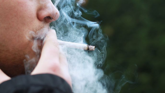 Protikuřácká opatření trápí jen menšinu kuřáků