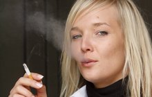 Češi včetně kuřáků: Jsme pro zákaz kouření v hospodách!