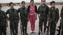 V kurdských milicích bojují i mladičké dívky. Některým je pouze 16 let