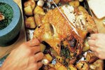 Jamie Oliver: Kuře plněné citronem na rozmarýnu