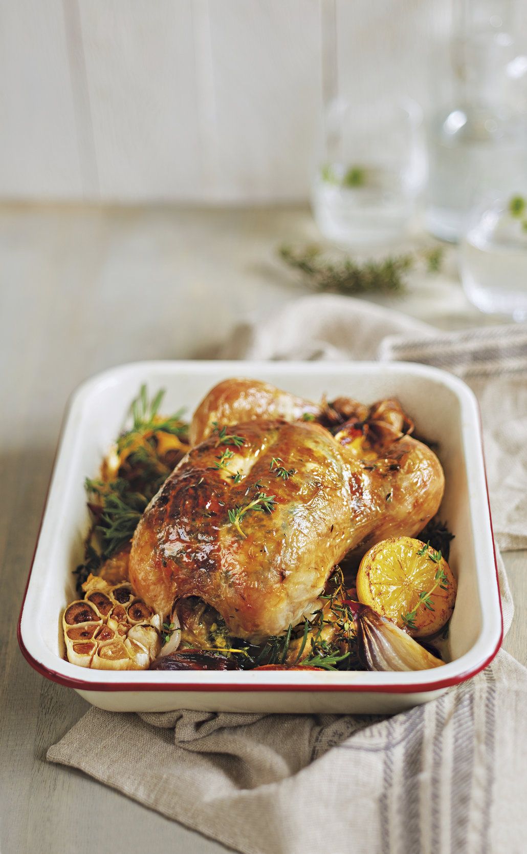Pečené kuře s bylinkami si oblíbíte a z vašeho kuchařského repertoáru už nezmizí
