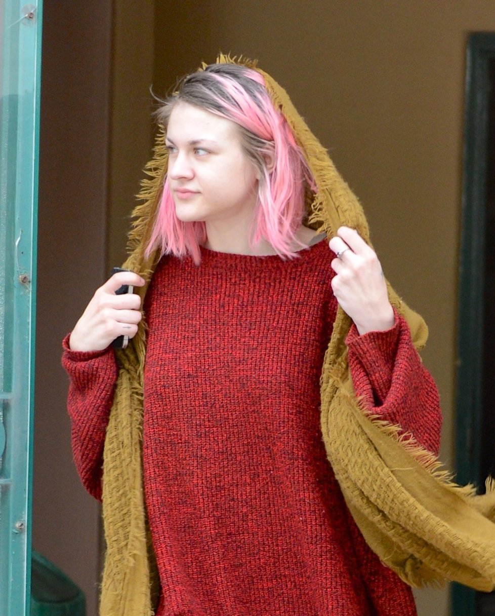 Frances Bean bylo 20 měsíců, když se Kurt Cobain zastřelil