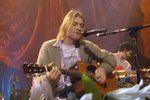 Legendární kytara Kurta Cobaina se prodala za 143 milionů korun.