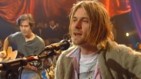 Legendární svetr Kurta Cobaina jde do dražby.
