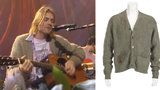 Legendární svetr Kurta Cobaina (†27) jde do aukce. Zájemce musí zaplatit tučnou sumu
