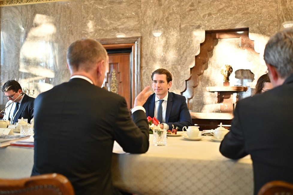 Česko-rakouské vztahy jsou i přes jádro silné, míní Babiš a Kurz, který byl v Praze na návštěvě (16. 1. 2020)