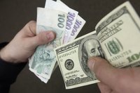Dolar je nejdražší za 10 let! Nahoru vyletí i ceny dovolených