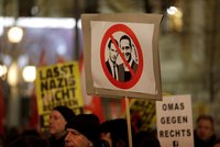 Omluví se a zaplatí. Šéf rakouské FPÖ Strache pyká za tvrzení o lživé televizi ORF